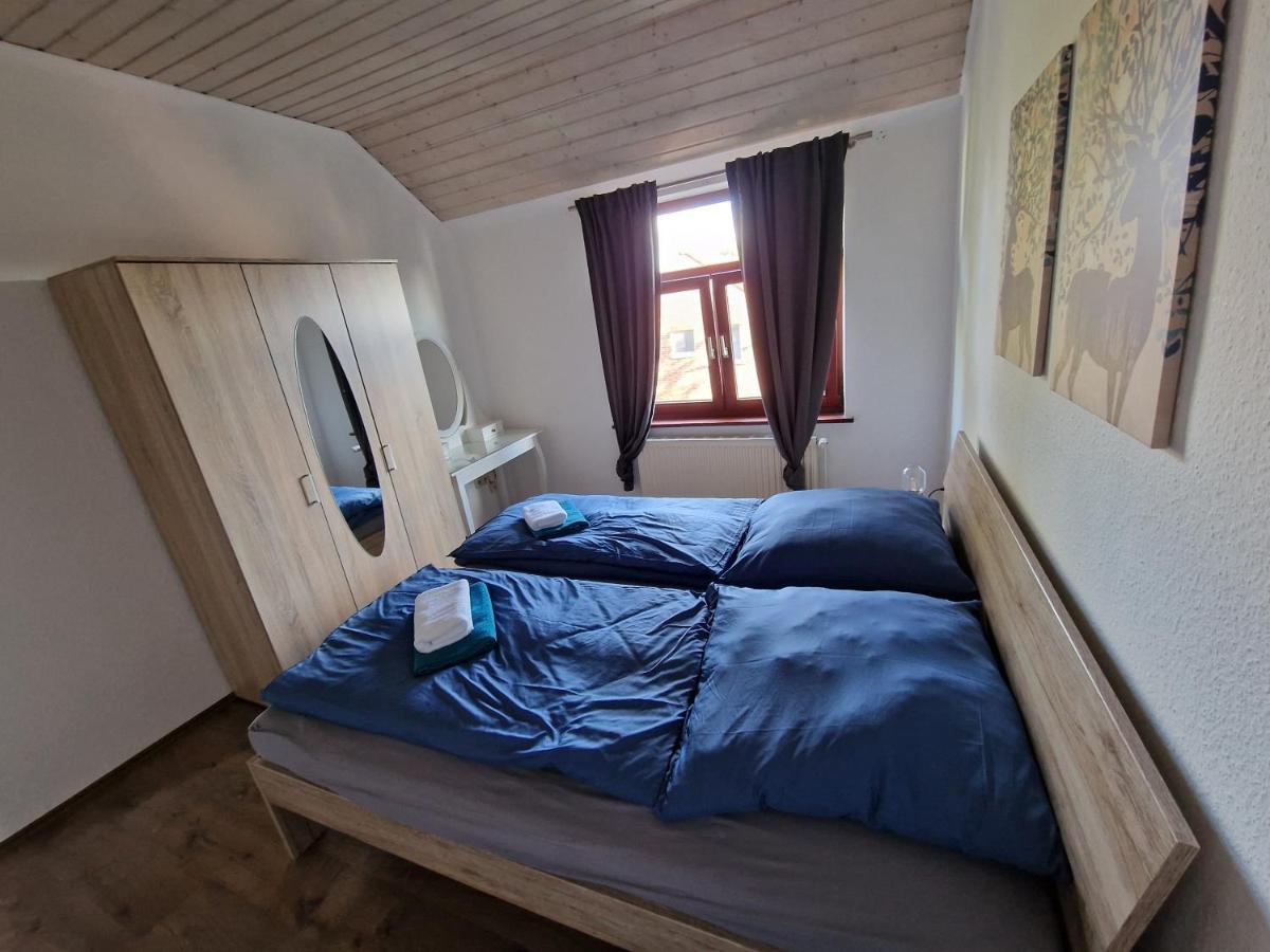 98Qm Wohnung Im Villenviertel - Voll Ausgestattet Mit Balkon Und Kamin - Wlan Gratis Wilhelmshaven Exterior photo