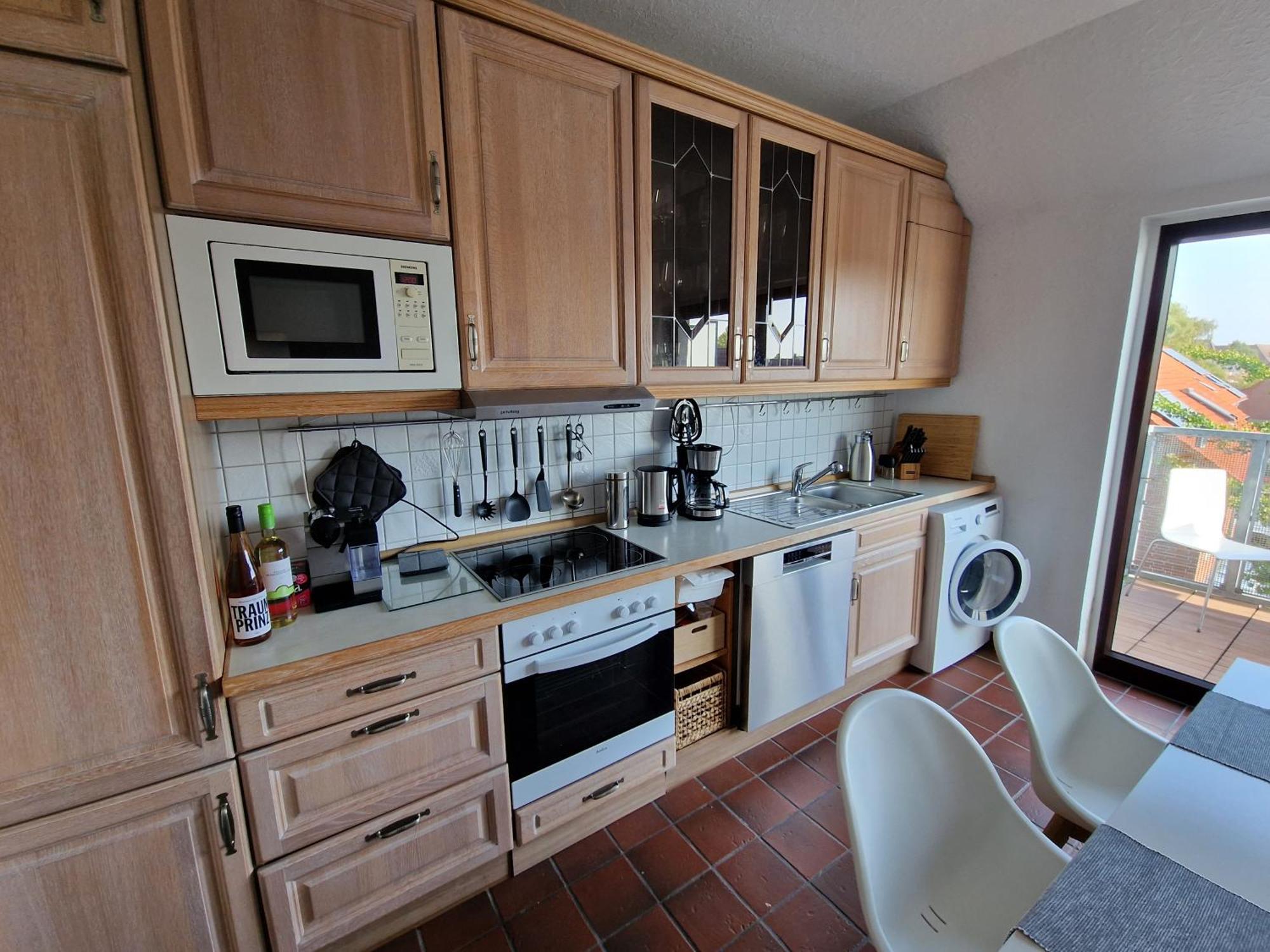 98Qm Wohnung Im Villenviertel - Voll Ausgestattet Mit Balkon Und Kamin - Wlan Gratis Wilhelmshaven Exterior photo